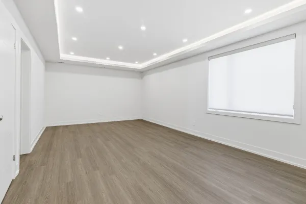 Upstairs at Regal Heights, Toronto photo 9