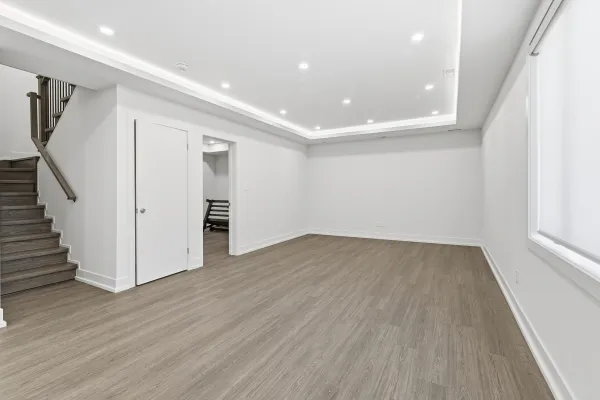 Upstairs at 26 Biggar Ave photo 12