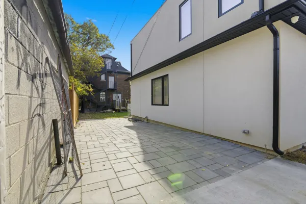 26 Biggar Ave photo 5