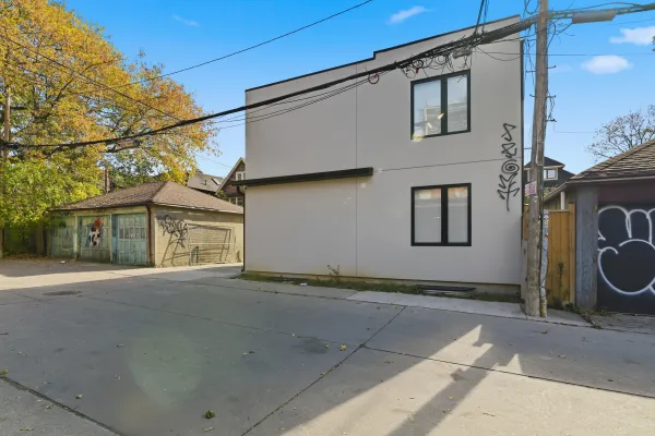 Downstairs at 26 Biggar Ave photo 24